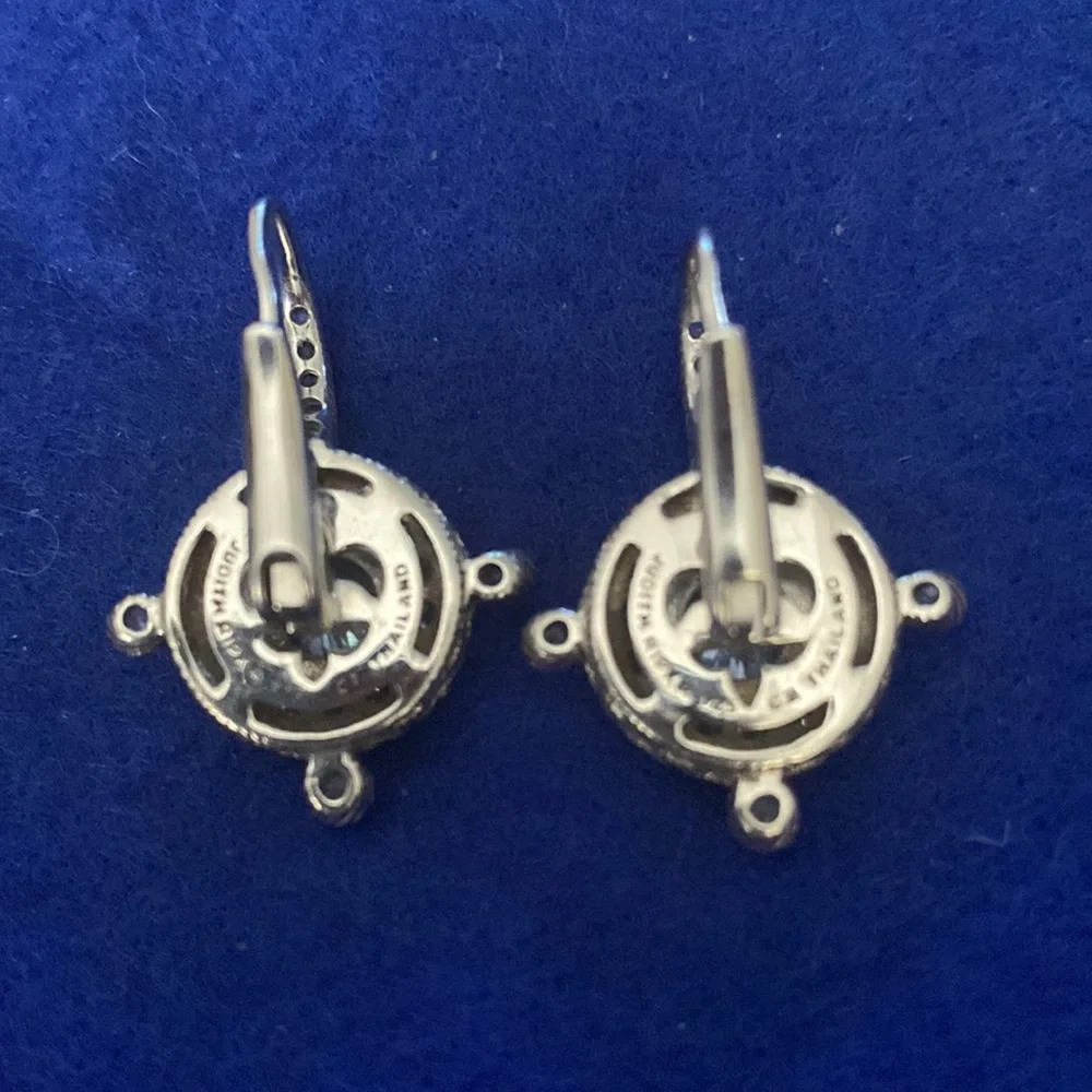 Judith Ripka diamonique drop earrings - Picture 2 of 6